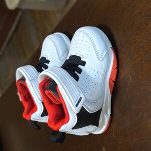 Andi HighTop Sneakers‎ red white and Black Size 4